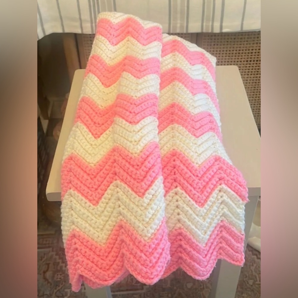 Hand Knit Baby Blanket Afghan